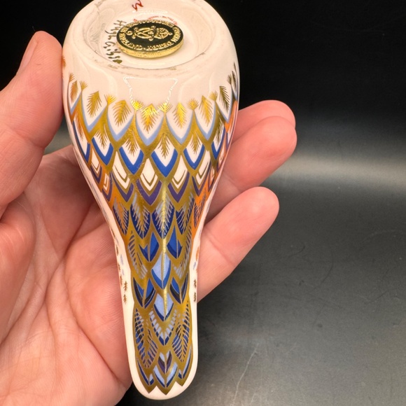 Royal Crown Derby "Bluebird" paperweight signed by Hugh Gibson with gold stopper - Picture 10 of 14